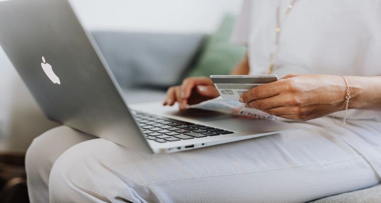 Acquisti online: cosa fare se la merce non arriva